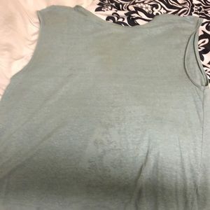 Blue/green top